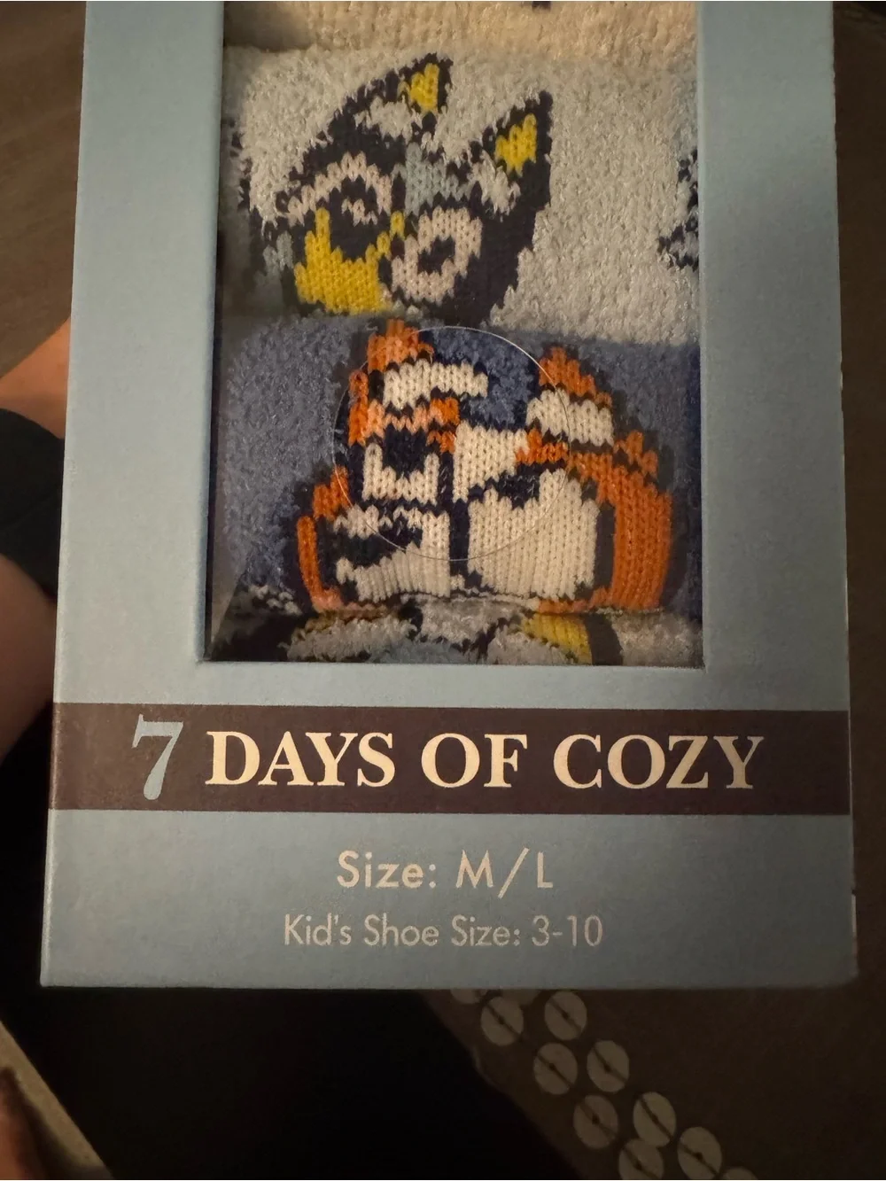 NWT Bluey 7 Days of Fuzzy Cozy Kids Sock Set - M/L size 3-10